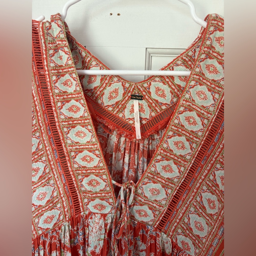 NWT Free People FP Moonlight Dance Tunic Top in Red Coral Combo, Size Large (L) - Picture 3 of 11